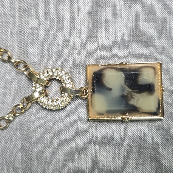 Ann Taylor Jewelry - Ann Taylor Elegant Gold and Black Pendant Necklace